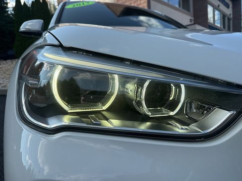 Used 2017 BMW X1 xDrive28i AWD/4WD image 19