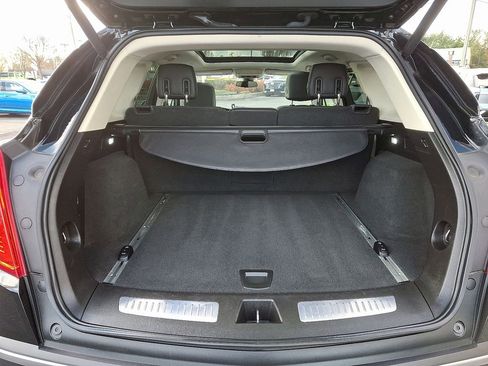 Used 2019 Cadillac XT5 Luxury image 32