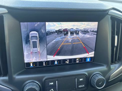 Used 2023 GMC Terrain AT4 w/ Tech Package AWD/4WD image 23