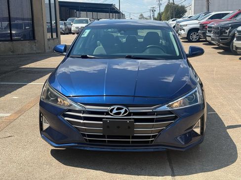 Used 2020 Hyundai Elantra SEL FWD image 2