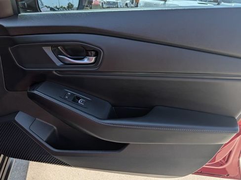 Used 2024 Honda Accord Sport image 33