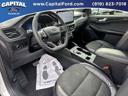 Certified 2023 Ford Escape ST-Line w/ Tech Pack #1 image 18