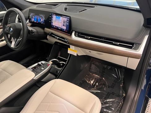 New 2026 BMW X1 xDrive28i w/ Technology Package AWD/4WD image 13