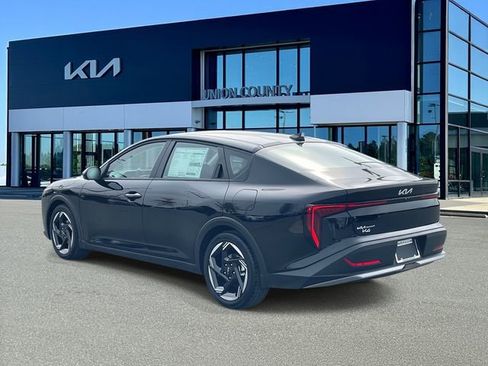 New 2026 Kia K4 EX image 9