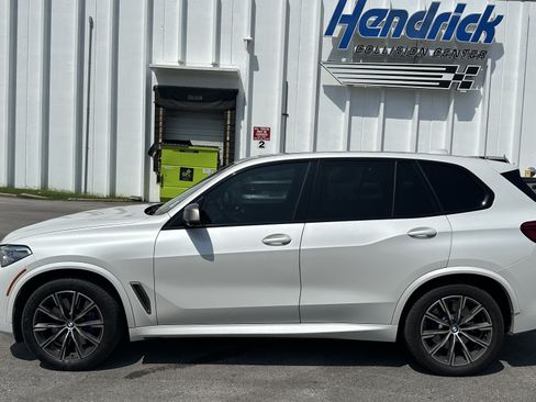 Used 2020 BMW X5 M50i AWD/4WD image 7
