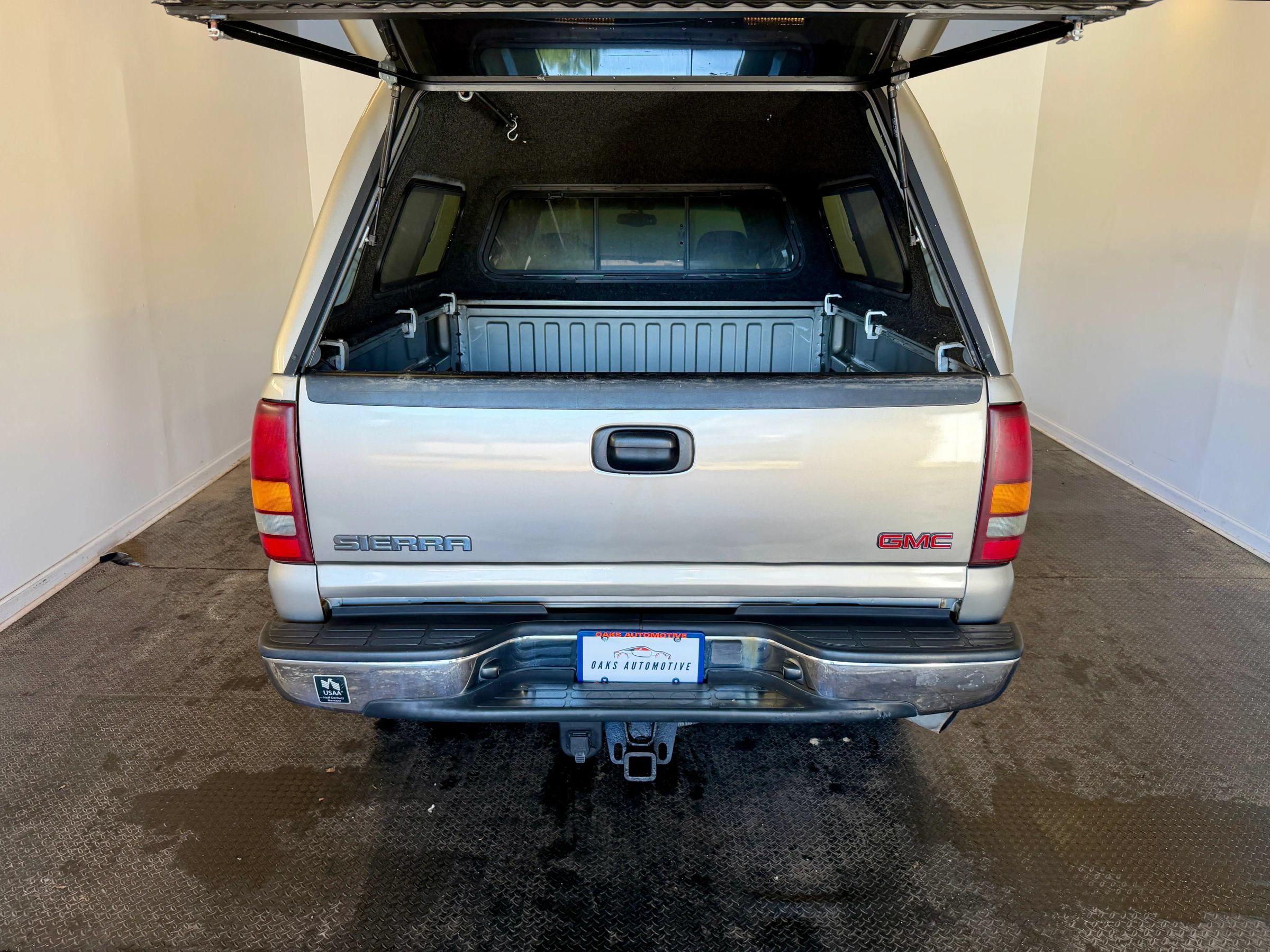 Used 2002 GMC Sierra 2500 4x4 Crew Cab HD w/ Snow Plow Prep Pkg image 38
