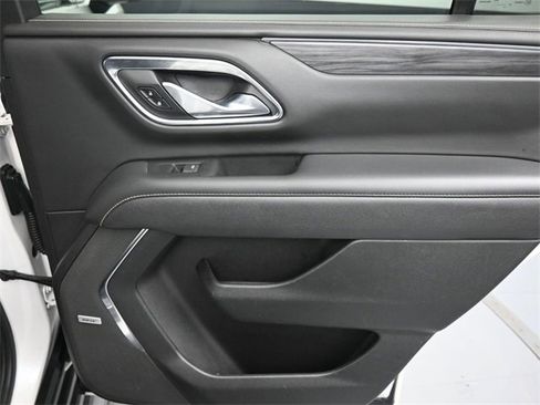 Used 2022 GMC Yukon SLT w/ SLT Luxury Package image 20