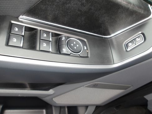 Used 2023 Ford F150 XLT w/ Equipment Group 302A High image 13