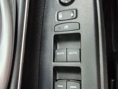 Used 2019 Honda CR-V EX image 16