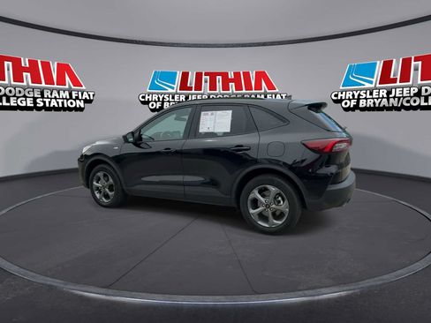 Used 2025 Ford Escape ST-Line AWD/4WD image 5