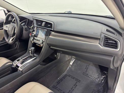Used 2020 Honda Civic EX image 14