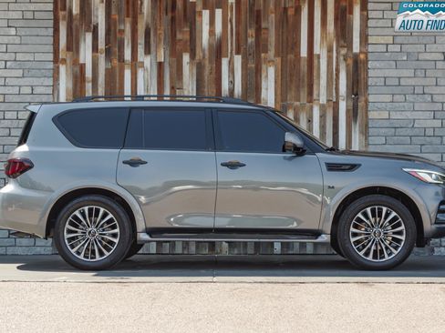 Used 2019 INFINITI QX80 Luxe w/ 22" Wheel Package AWD/4WD image 8