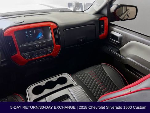 Used 2018 Chevrolet Silverado 1500 Custom image 24