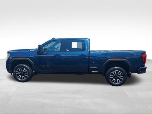 Used 2022 GMC Sierra 2500 AT4 w/ AT4 Premium Plus Package AWD/4WD image 2