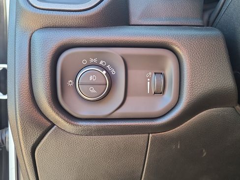 New 2026 RAM 2500 Tradesman AWD/4WD image 14