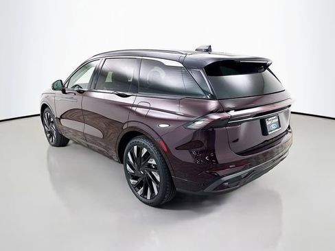 Used 2024 Lincoln Nautilus Black Label w/ Jet Appearance Package (87T) image 5