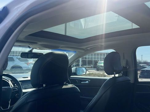 Used 2016 Ford Edge SEL w/ Equipment Group 201A image 17