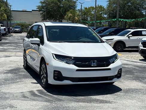 New 2026 Honda Odyssey EX-L image 2