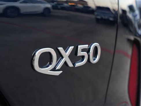 Certified 2025 INFINITI QX50 Luxe w/ Cargo Package image 20