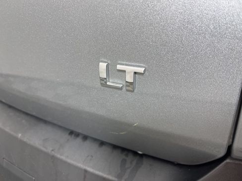 Certified 2023 Chevrolet Traverse LT FWD image 6