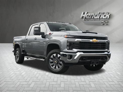Used 2024 Chevrolet Silverado 2500 LT w/ All Star Edition AWD/4WD image 2