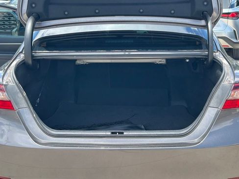 Used 2021 Toyota Camry SE FWD image 13