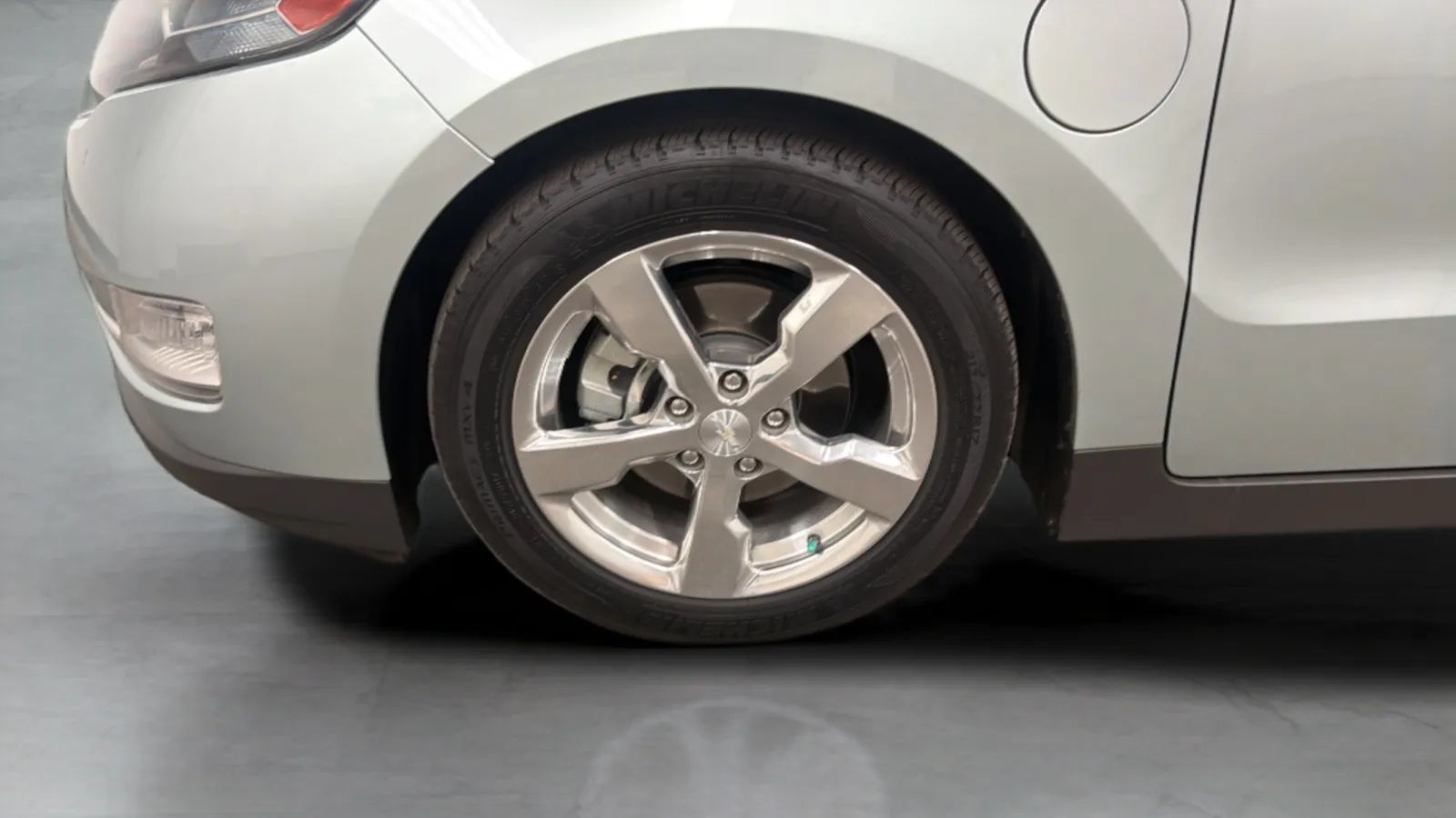 Used 2012 Chevrolet Volt Premium w/ Premium Trim Package FWD image 27