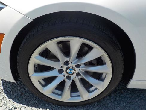 Used 2018 BMW 320i xDrive Sedan w/ Convenience Package AWD/4WD image 35