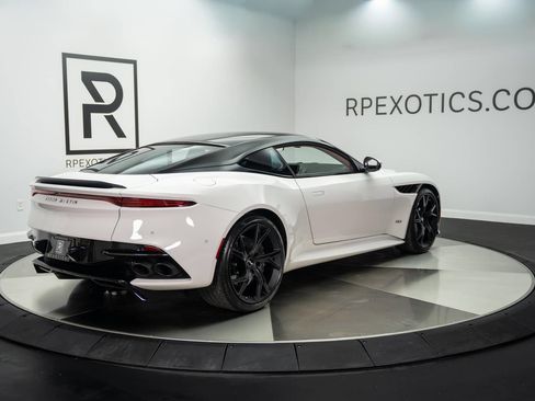 Used 2019 Aston Martin DBS Superleggera RWD image 12