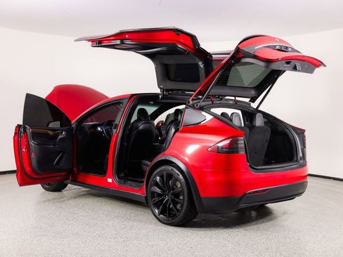 Used 2020 Tesla Model X Long Range image 14