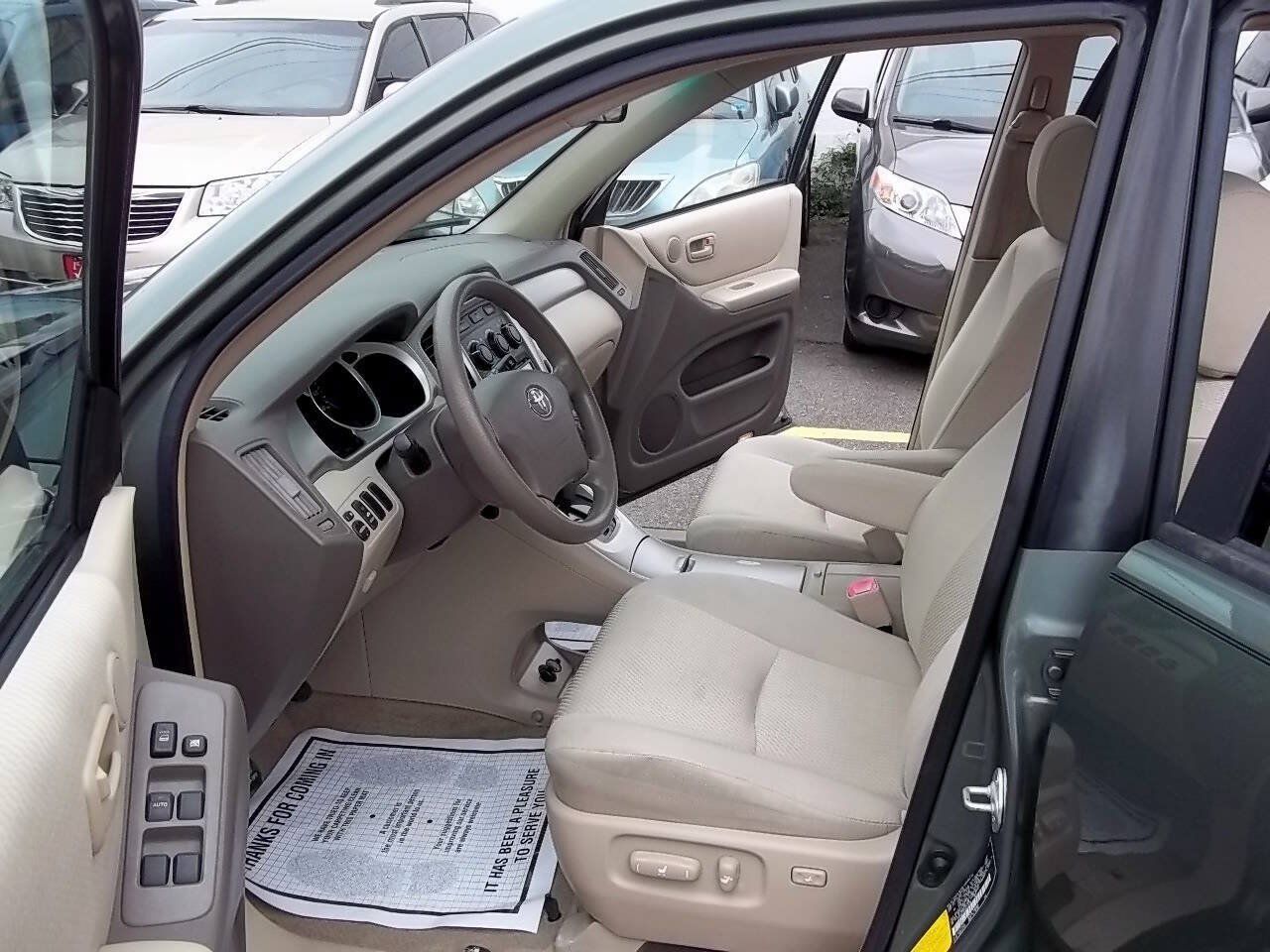 Used 2007 Toyota Highlander Sport AWD/4WD image 8