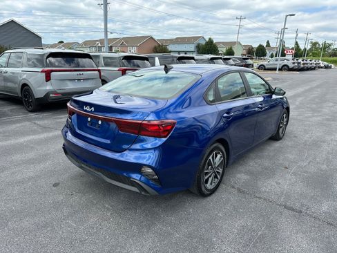 Used 2024 Kia Forte LXS FWD image 5