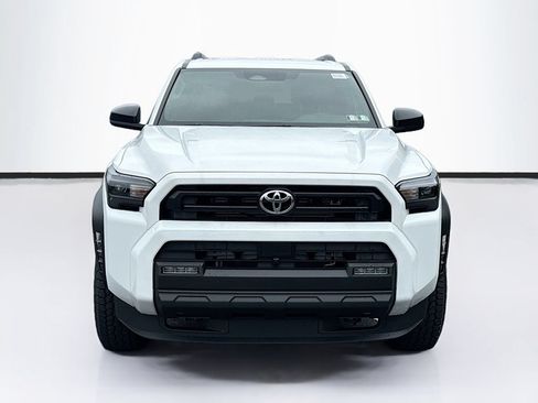 Used 2025 Toyota 4Runner SR5 AWD/4WD image 2