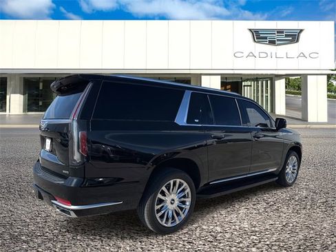 Certified 2023 Cadillac Escalade ESV Premium Luxury image 6