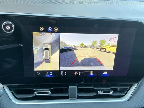 Used 2025 Chevrolet Equinox LT w/ Convenience Package II AWD/4WD image 18