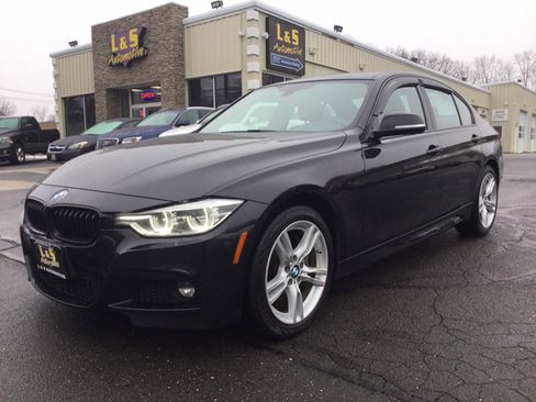 Used 2017 BMW 330i xDrive Sedan image 1