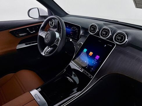 New 2026 Mercedes-Benz GLC 300 image 15