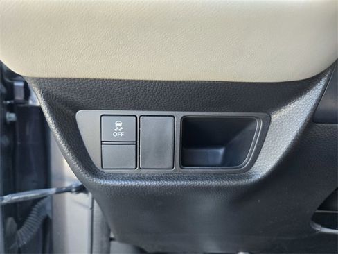 Used 2023 Honda HR-V LX image 21