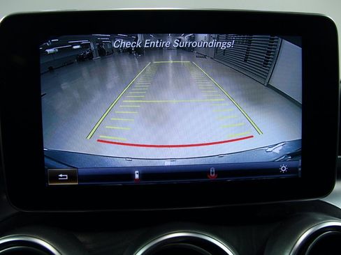 Used 2015 Mercedes-Benz C 300 4MATIC Sedan image 10