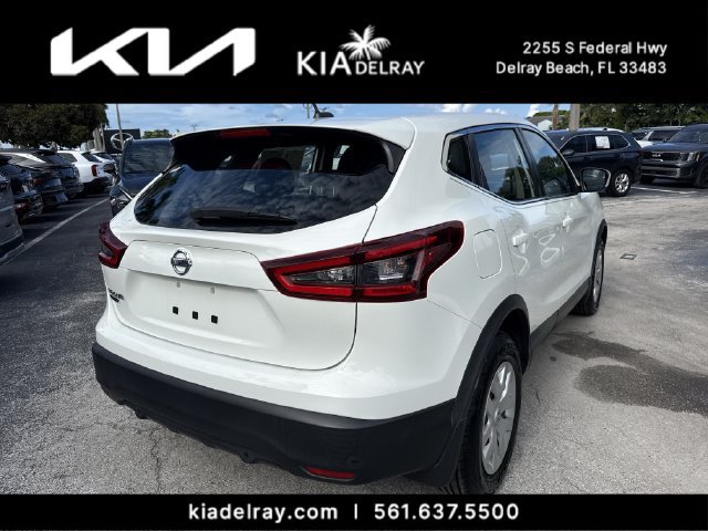 Used 2020 Nissan Rogue Sport S FWD image 3