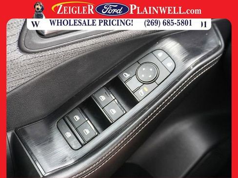 Used 2023 Nissan Rogue SV image 28