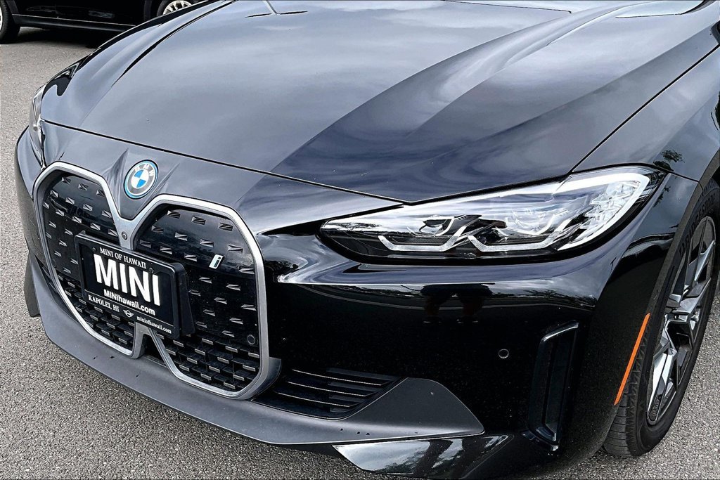 Used 2023 BMW i4 eDrive35 w/ Parking Assistance Package RWD image 30