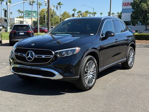 Certified 2026 Mercedes-Benz GLC 300 4MATIC image 9