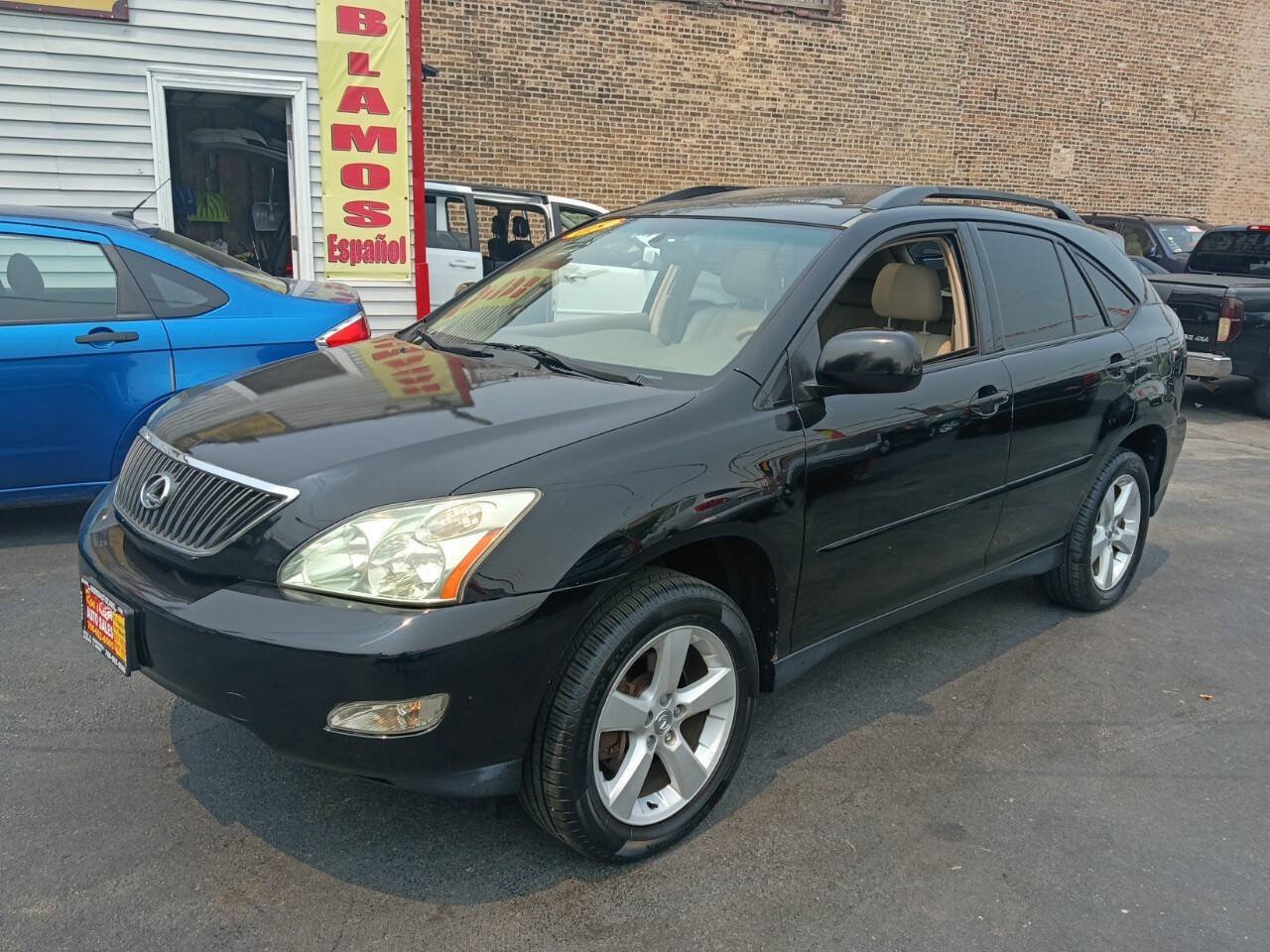 Used 2005 Lexus RX 330 FWD image 2
