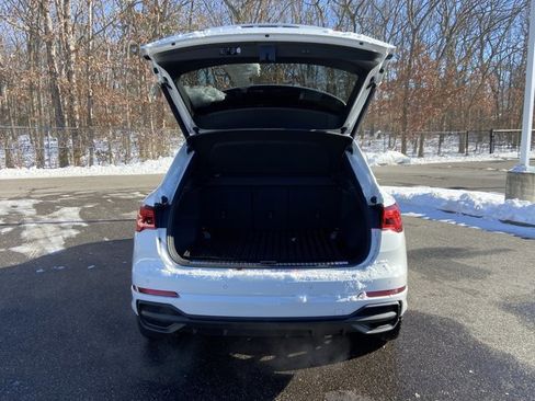 Certified 2025 Audi Q3 2.0T Premium w/ Convenience Package image 29