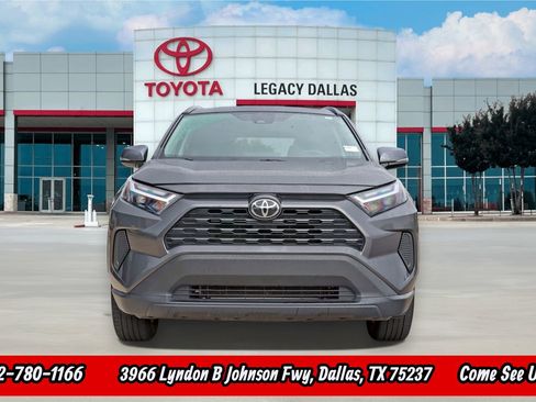 Used 2024 Toyota RAV4 XLE image 5