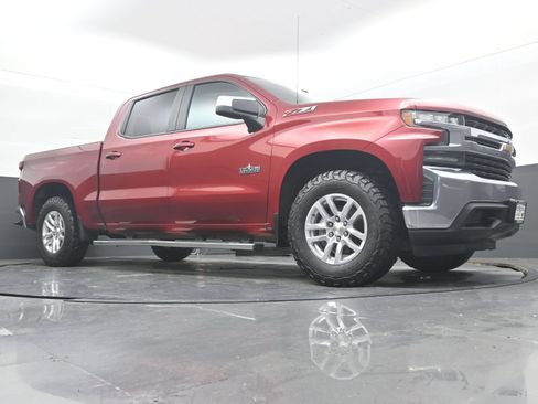 Used 2020 Chevrolet Silverado 1500 LT w/ Texas Edition AWD/4WD image 22