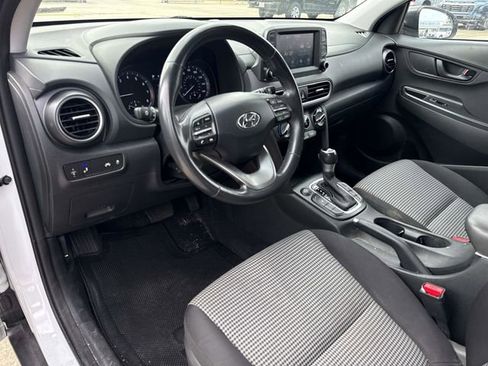 Used 2020 Hyundai Kona SEL image 24