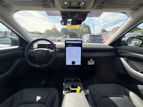 New 2025 Ford Mustang Mach-E Premium image 14