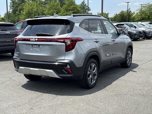 Used 2024 Kia Seltos S FWD image 2